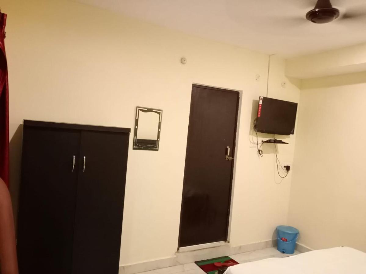 S S Hotel And Restaurant By Wb Economy Jaunpur Exterior photo