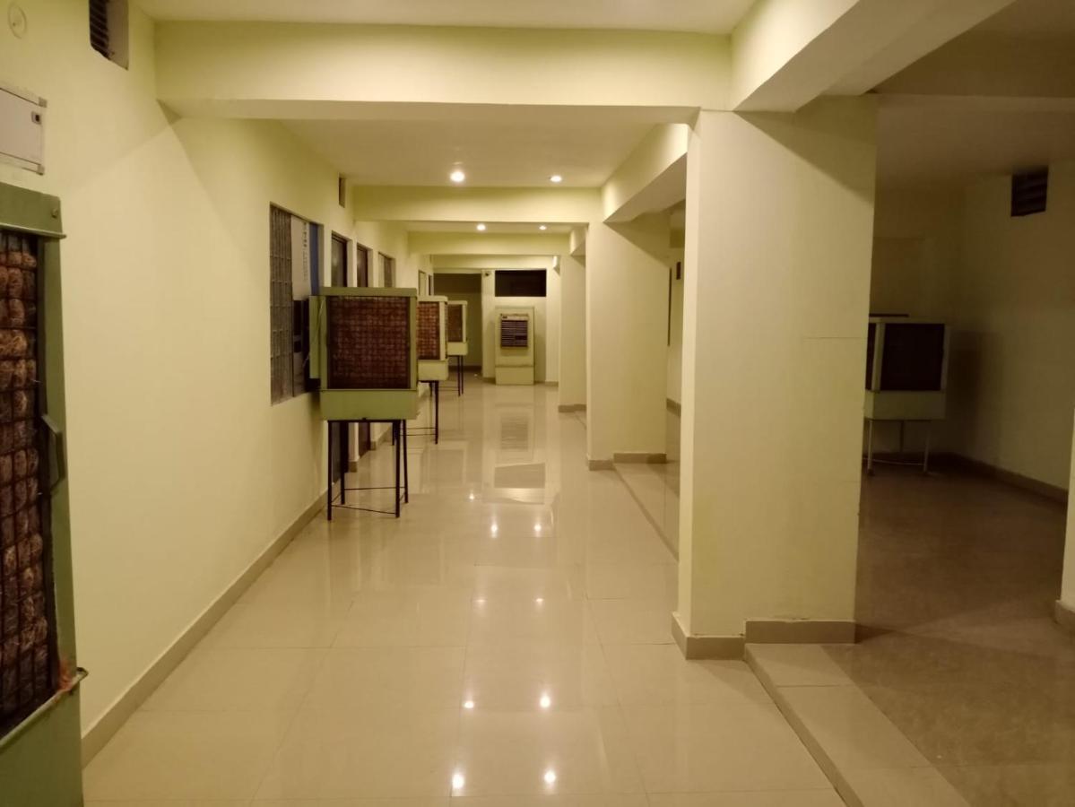 S S Hotel And Restaurant By Wb Economy Jaunpur Exterior photo