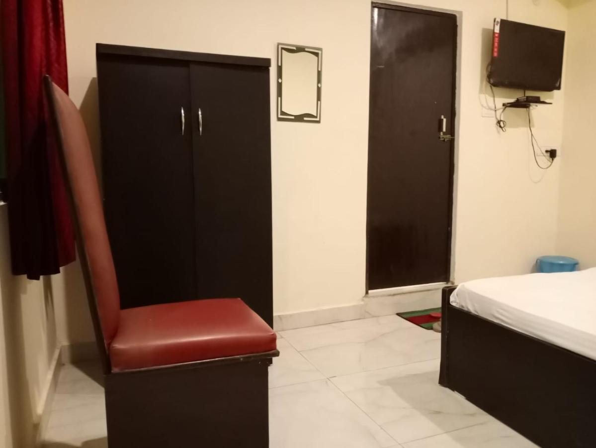 S S Hotel And Restaurant By Wb Economy Jaunpur Exterior photo